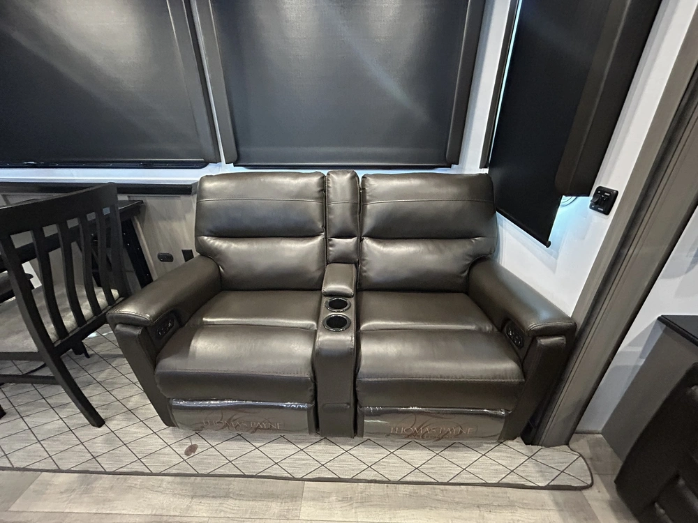 Keystone Rv Montana 3121rl 2022 alt