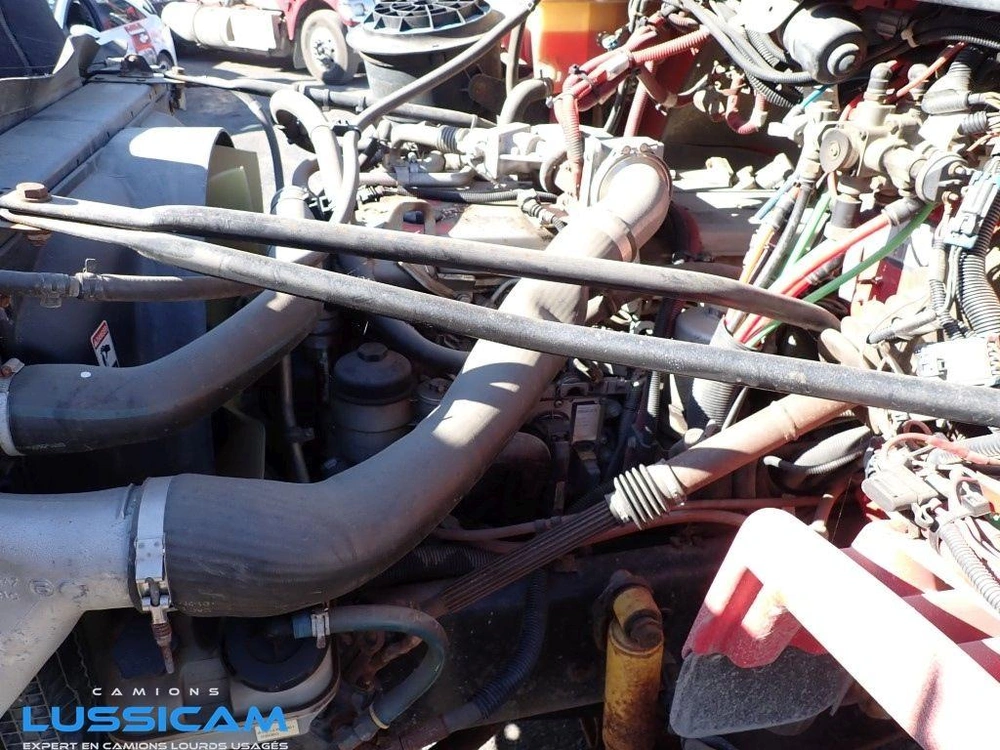 Freightliner M2106 2005