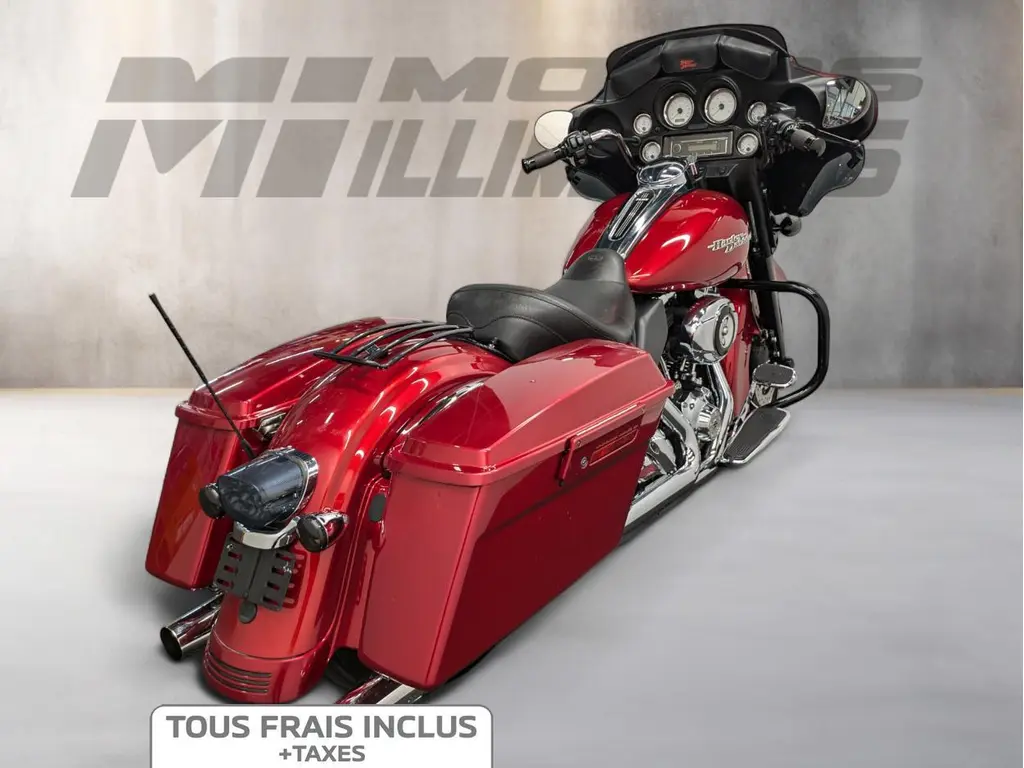 2012 Harley-Davidson FLHX Street Glide 103