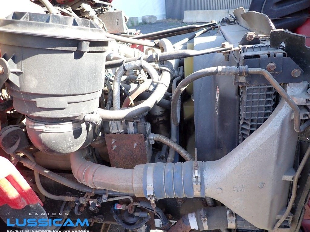 Freightliner M2106 2005