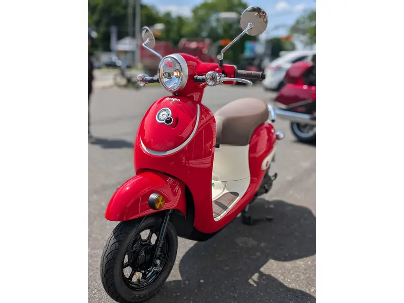 2025 Honda GIORNO NCW50S | 🌍 Rival Piaggio Typhoon 50, Vespa Primavera 50 & Yamaha Jog 🌍