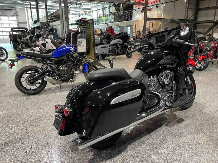 2025 Indian Motorcycle Chieftain Powerplus alt