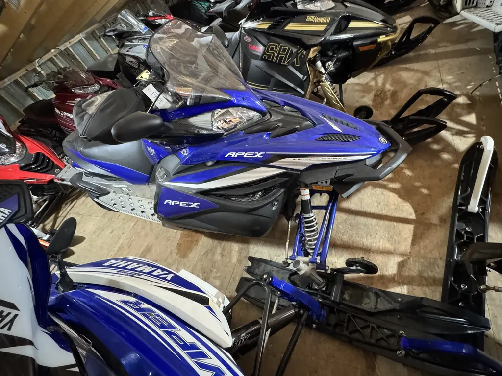 2017 Yamaha RX10X APEX XTX ( DAE )