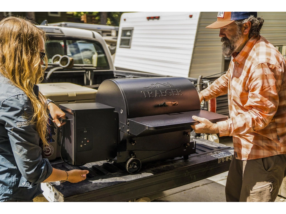 2025 Traeger Tailgater 20 alt