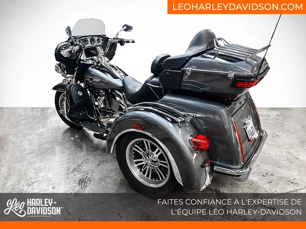 Harley-davidson Flhtcutg Tri Glide Ultra 2022 alt
