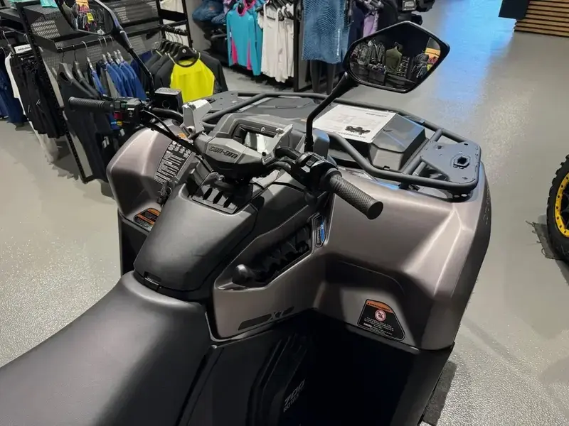 2025 Can-Am OUTLANDER MAX 700 XT