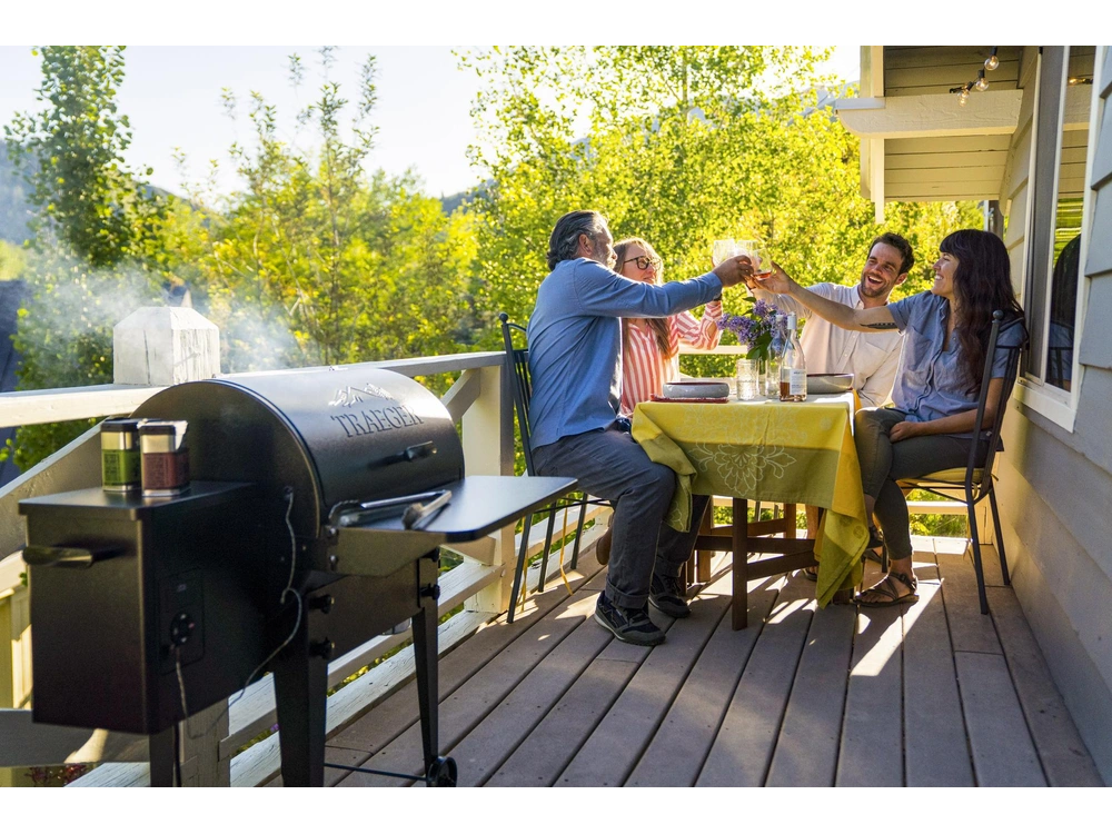 2025 Traeger Tailgater 20 alt