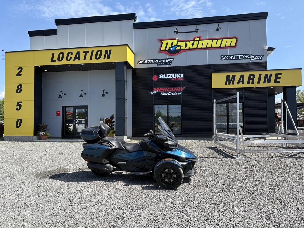 2024 Can-am Spyder alt