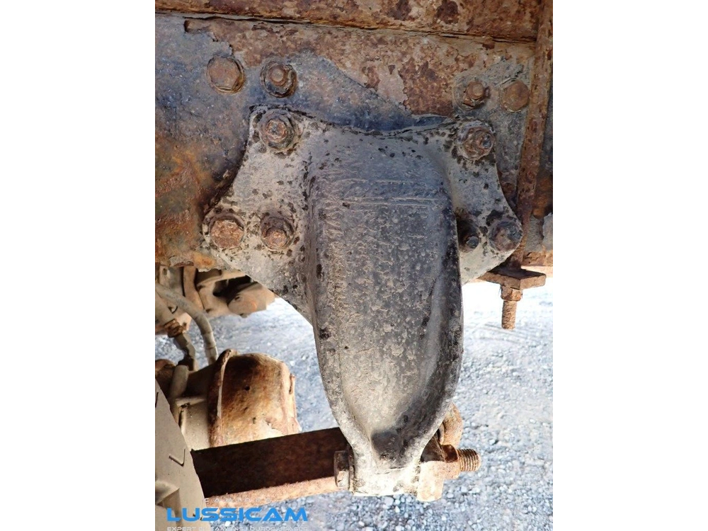 Freightliner M2106 2005