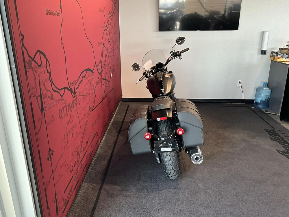 2025 Indian Motorcycle Super Scout Limited With Technology Package alt
