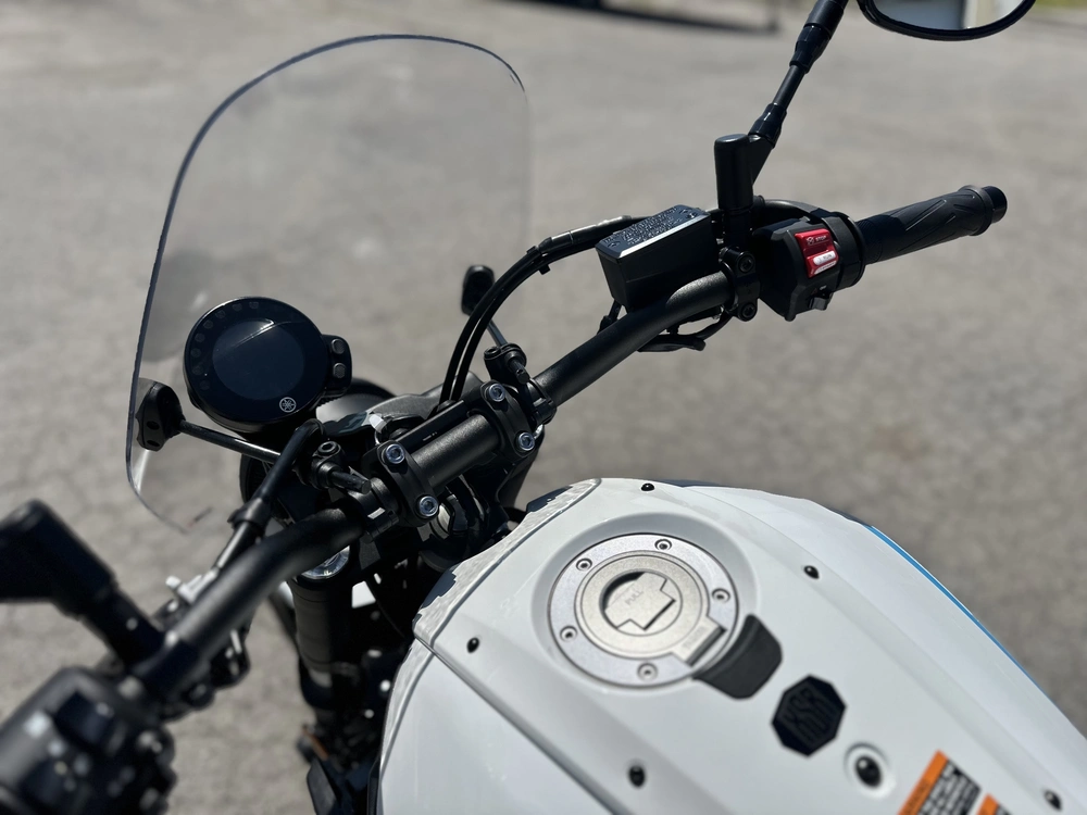 2022 Yamaha Xsr 700 alt