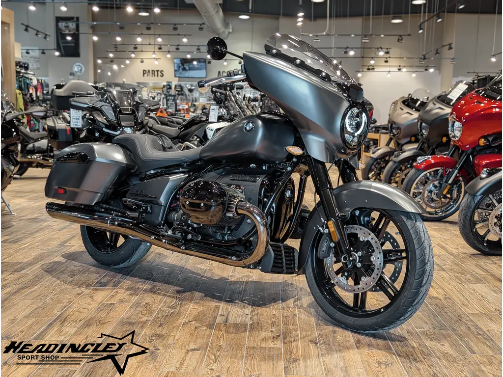 2025 BMW R 18 B // Mineral Grey Metallic Matte 
