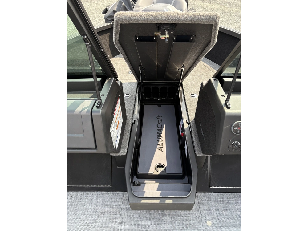 2025 Alumacraft Competitor 185 Sportx alt