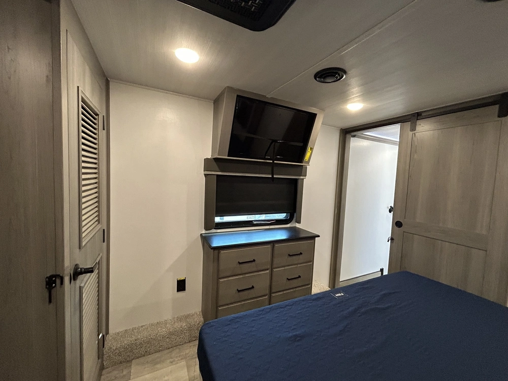 Keystone Rv Montana 3121rl 2022 alt