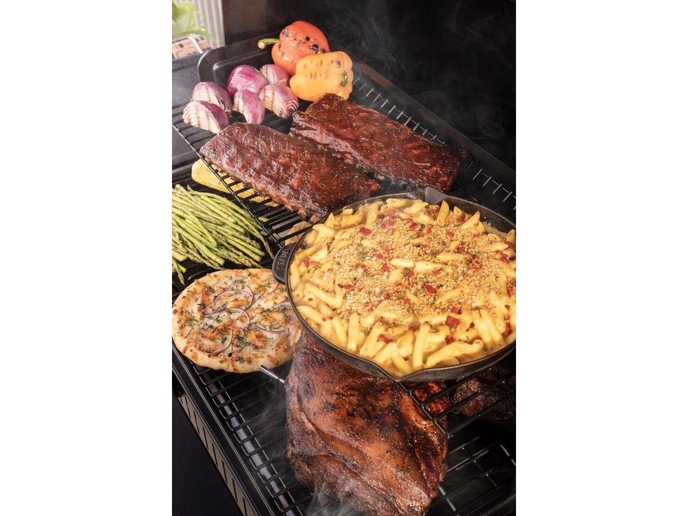 2025 Traeger Woodridge Pro alt