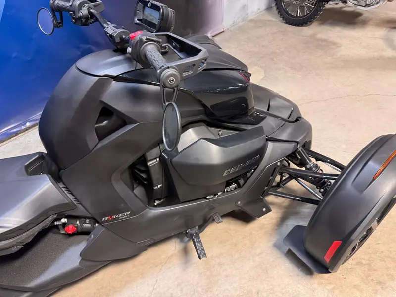 2023 Can-Am RYKER SPORT 900
