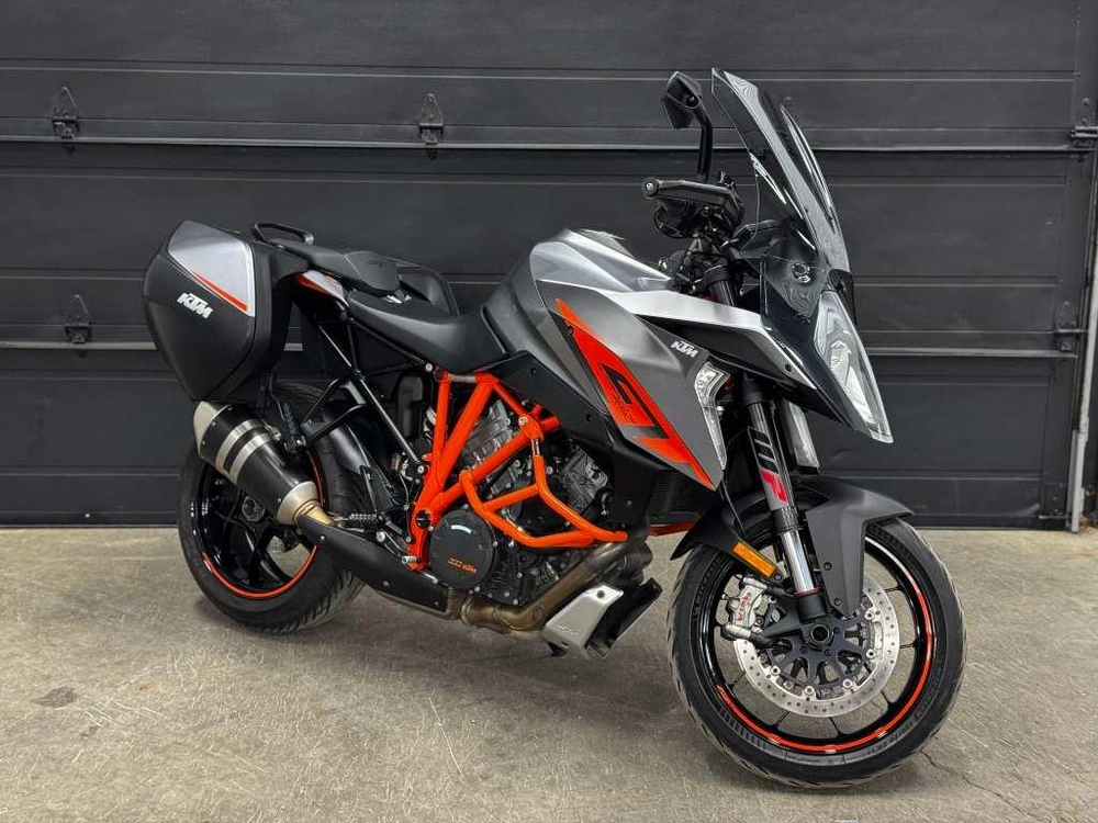 Ktm 1290 Super Duke Gt 2017 alt