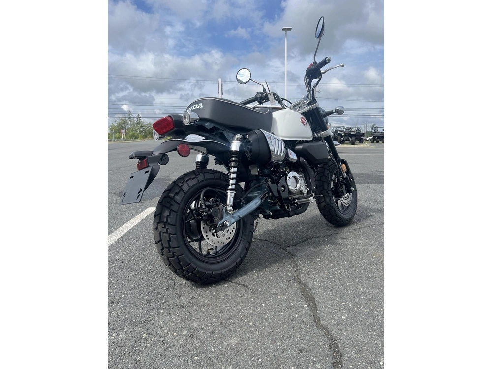 Honda Monkey Z125mas 2025 alt