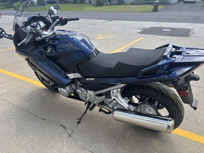 2025 Yamaha FJR1300 ES