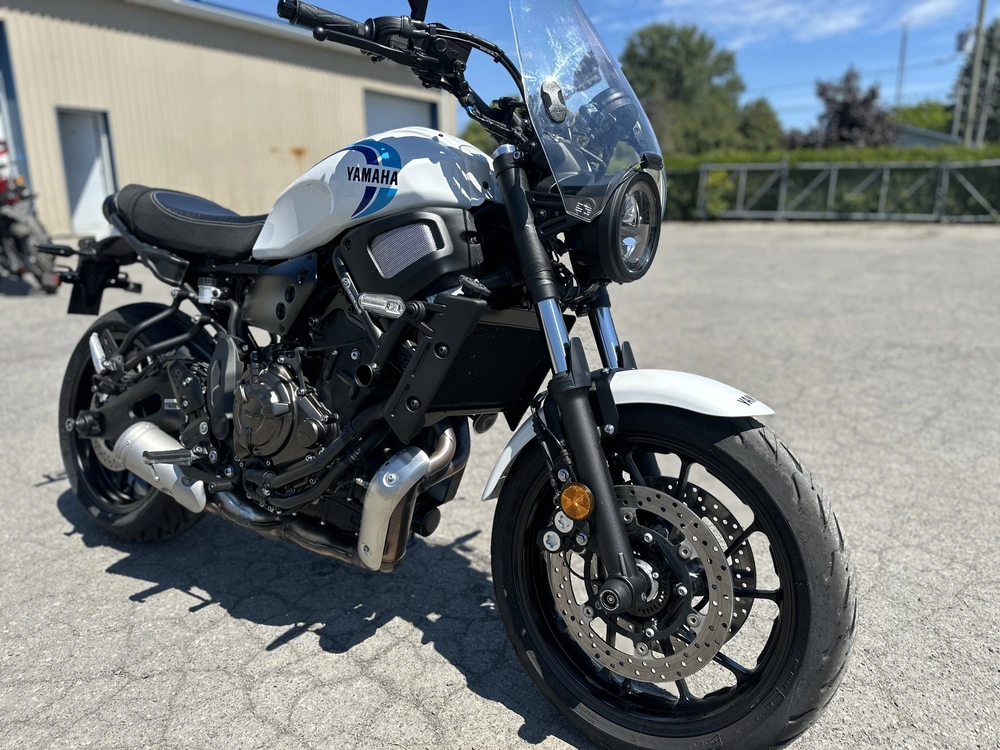 2022 Yamaha Xsr 700 alt