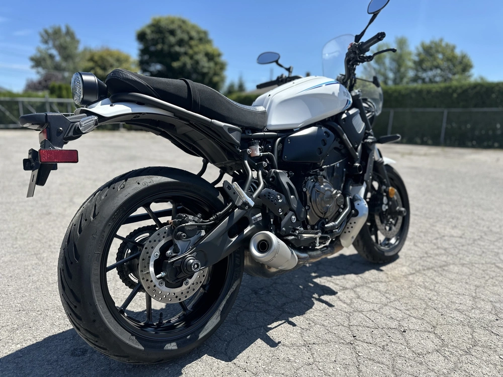 2022 Yamaha Xsr 700 alt