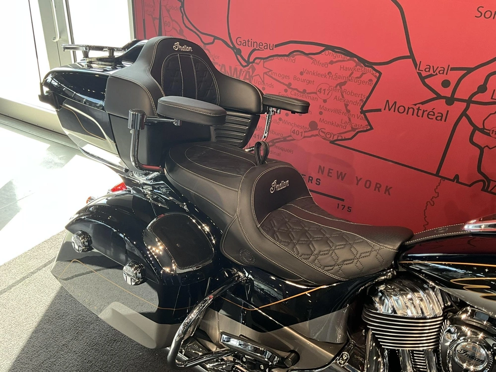 2025 Indian Motorcycle Roadmaster Elite alt