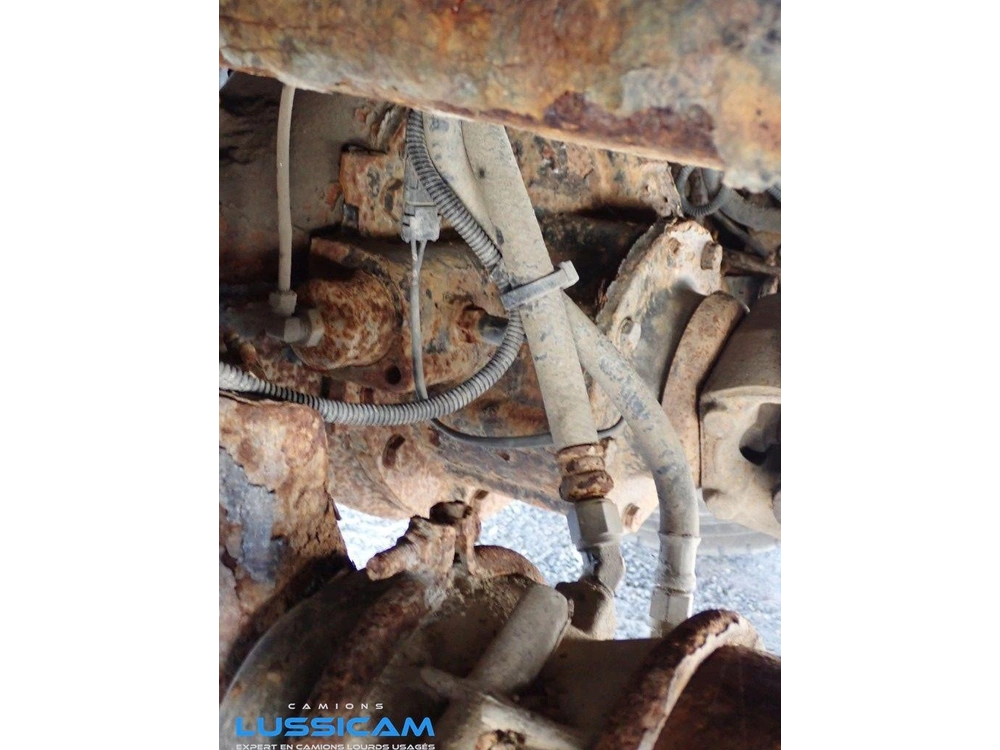 Freightliner M2106 2005
