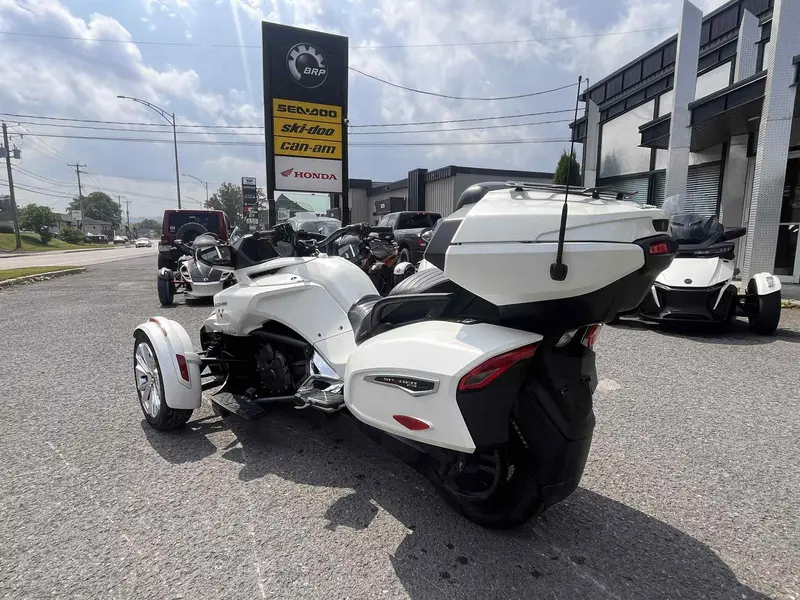 2017 Can-Am F3 LIMITED