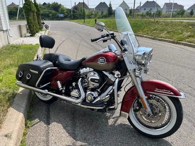 2009 Harley-Davidson FLHRC ROAD KING CLASSICFLHRC