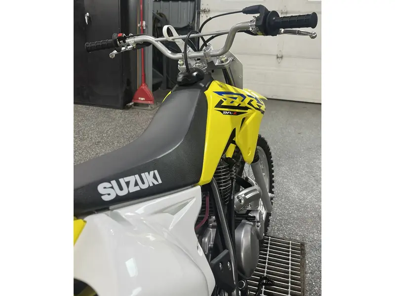 2025 Suzuki DR-Z125L thumbnail 8