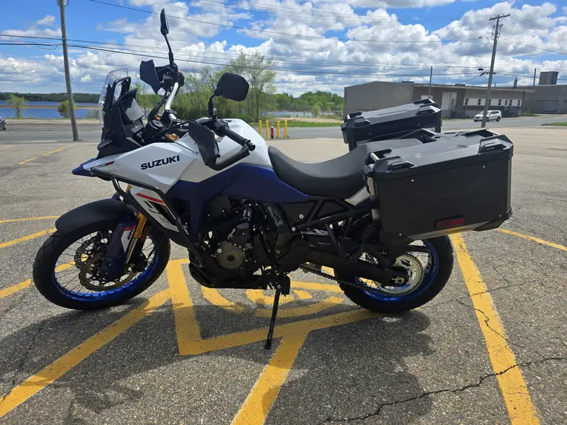 2025 Suzuki V-STROM 800DE thumbnail 8