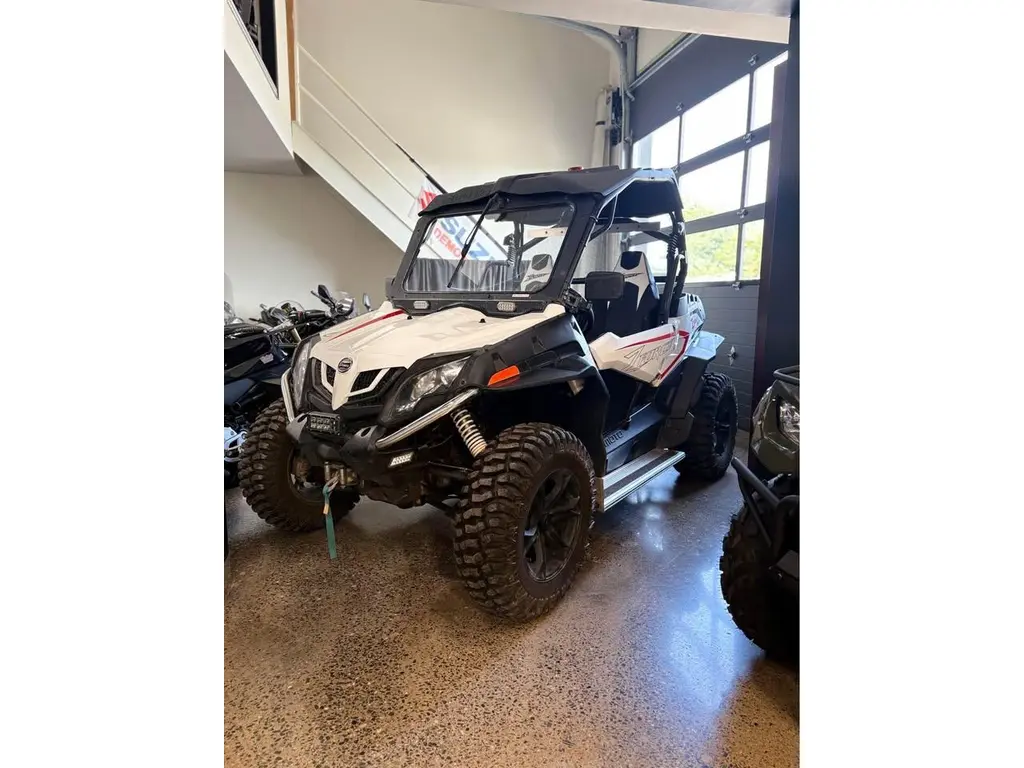 2022 CFMOTO ZForce 800 Sport