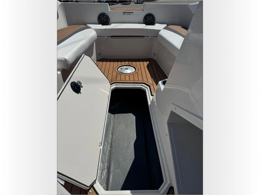 2024 Starcraft Svx Ob 171 Clearance Priced alt