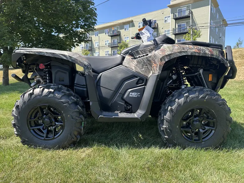 2025 Can-Am Outlander PRO Hunt HD7