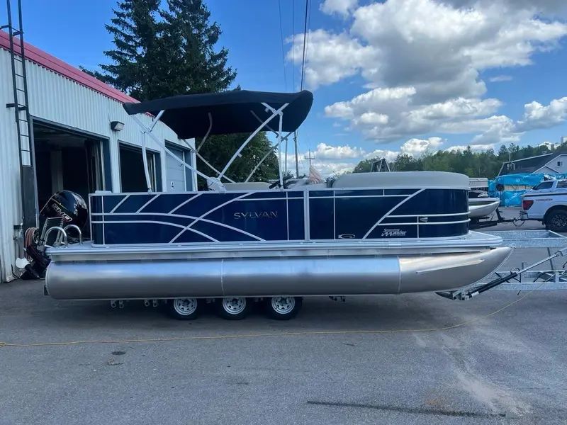 Sylvan MIRAGE 820 PARTY FISH 2026