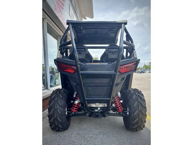2025 Polaris RZR Trail Ultimate thumbnail 3