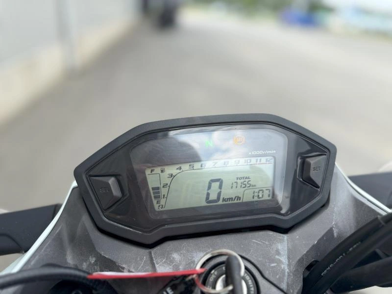 Honda Cb300f 2015 alt