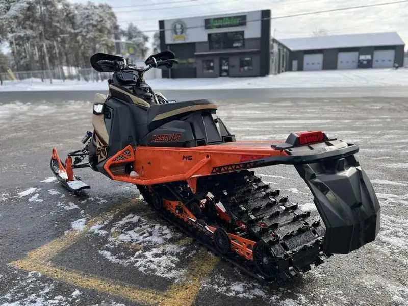 2024 Polaris ASSAULT BOOST 146