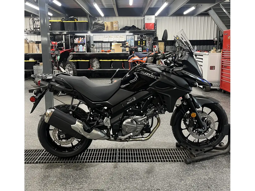 2025 Suzuki V-STROM 650A 