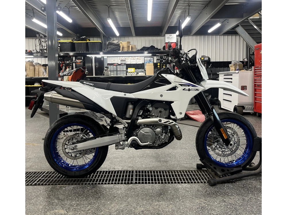 Suzuki Dr-z4sm 2025 alt