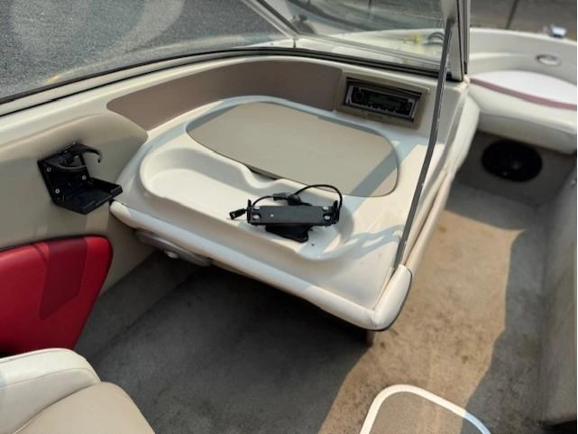 2011 Other Bayliner 195 alt