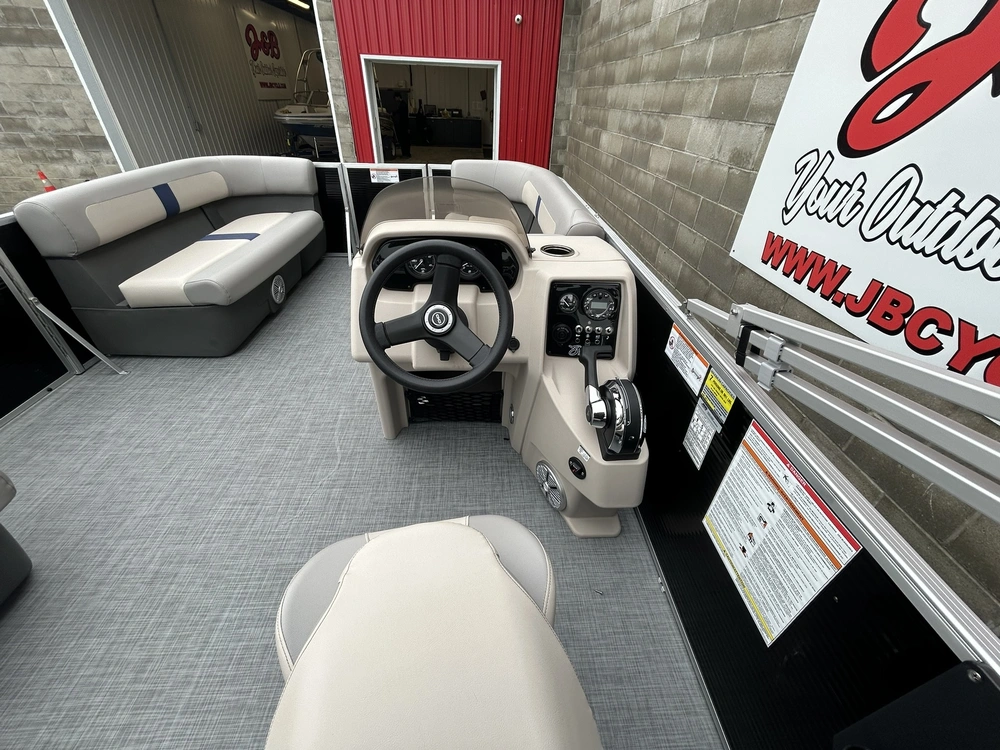 2025 Princecraft Jazz 17 50elpt Ct alt