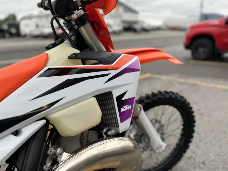 2024 KTM 250 XC thumbnail 7