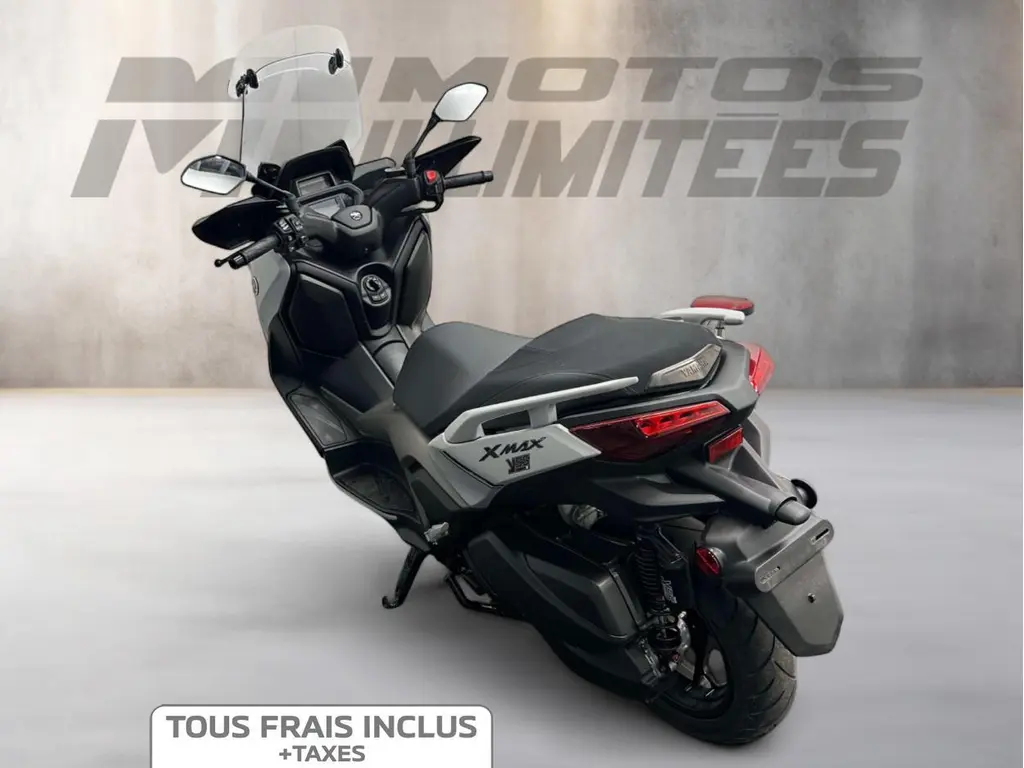 2023 Yamaha XMAX 300