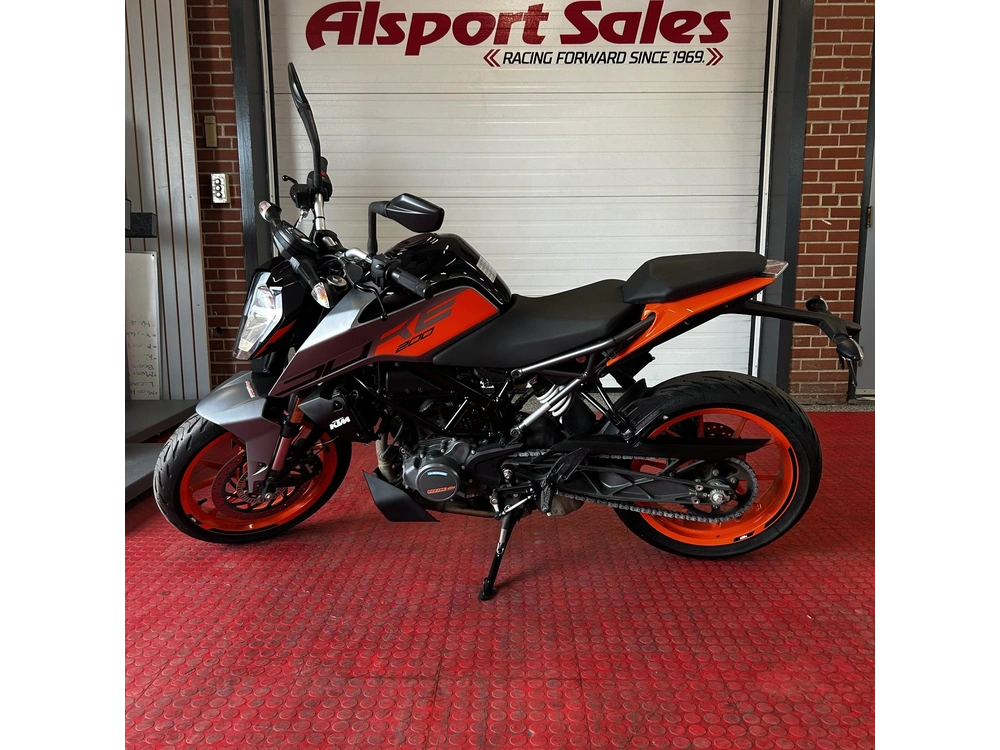 2023 Ktm 200 Duke alt