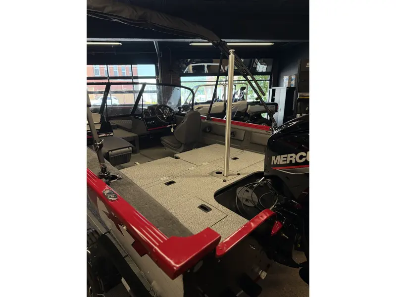 Legend 17 XT + 90 ELPT 4S Merc & Trailer pkg 2026