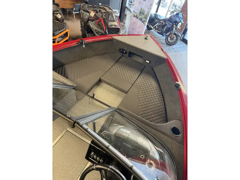 Legend 18 XT + 90 ELPT 4S Merc & Trailer pkg 2026