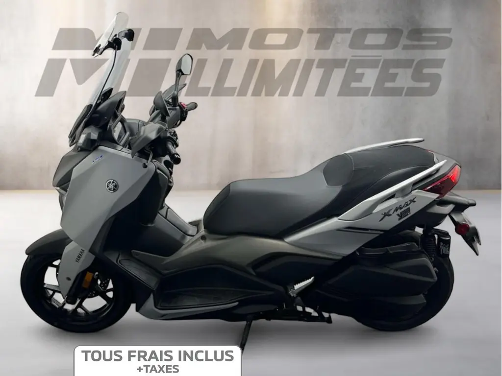 2023 Yamaha XMAX 300