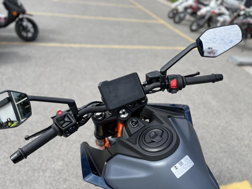 Ktm 390 Duke 2024 alt