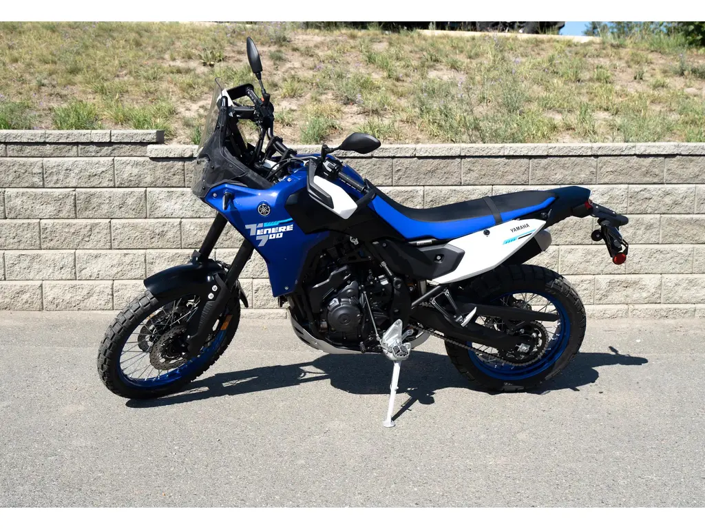 2025 Yamaha Tenere 700 - Yamaha Blue